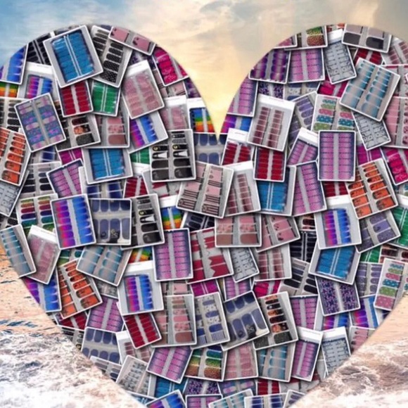 Christmas in July nail bundles - Picture 1 of 1